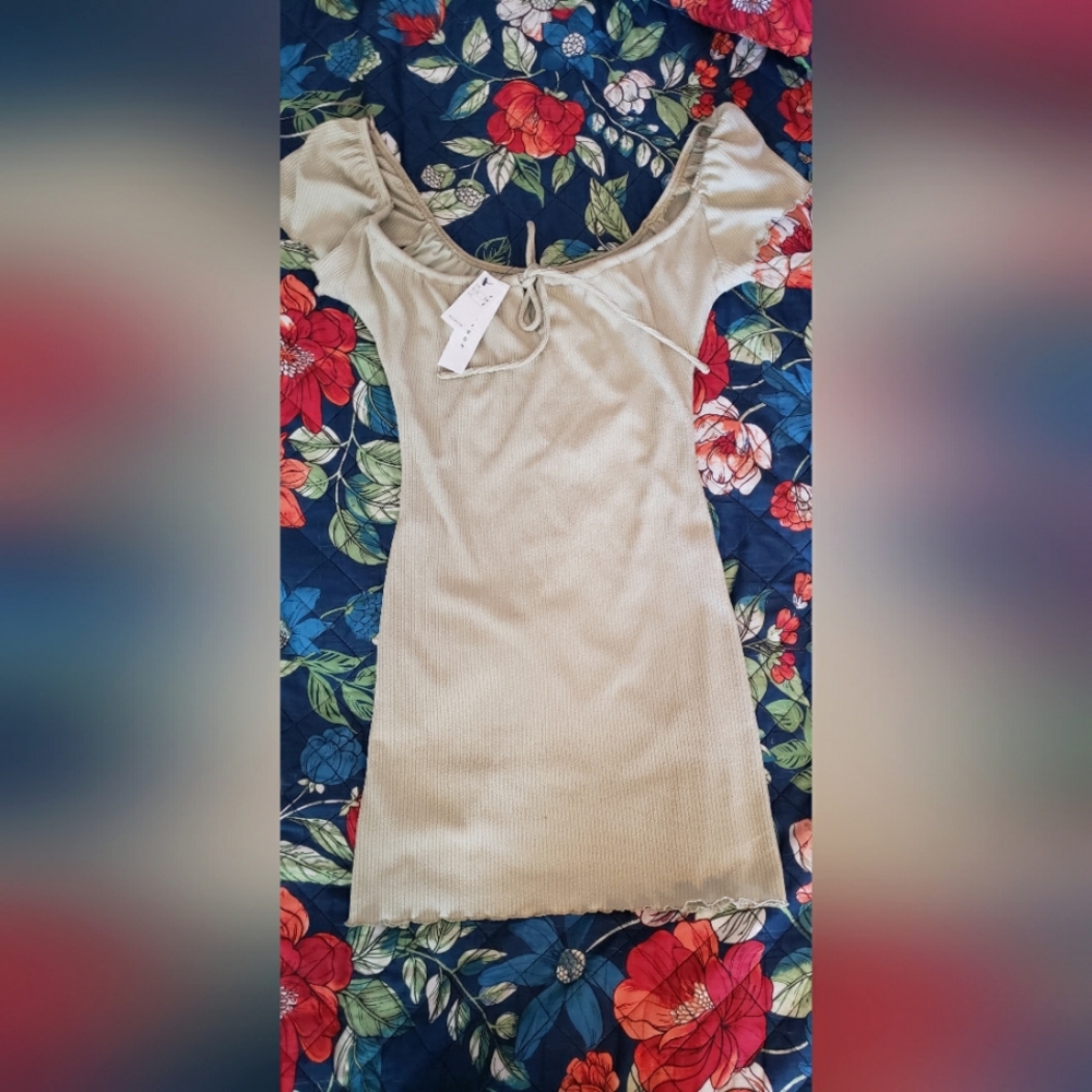 TOPSHOP size 2 dress light olive color